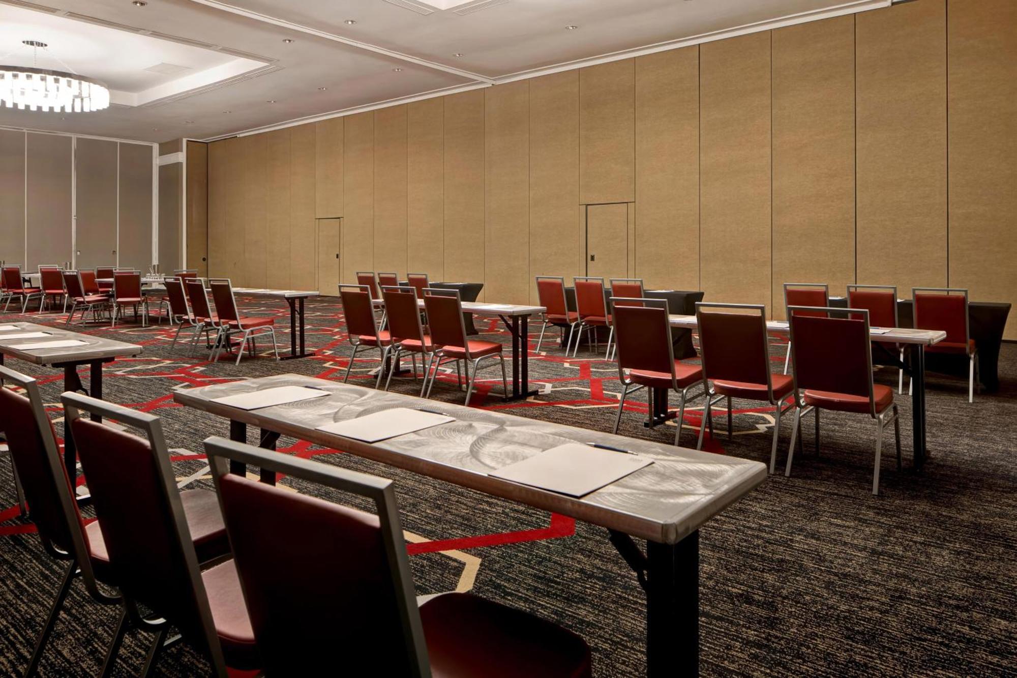 Four Points By Sheraton Hotel Peoria