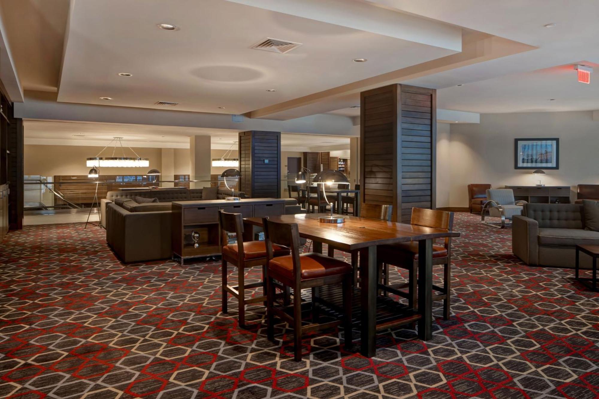 Four Points By Sheraton Hotel 3*